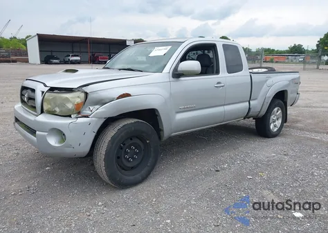 2006 Toyota Tacoma Base V6 z USA, uszkodzony, nr VIN 5TEUU42N06Z249901